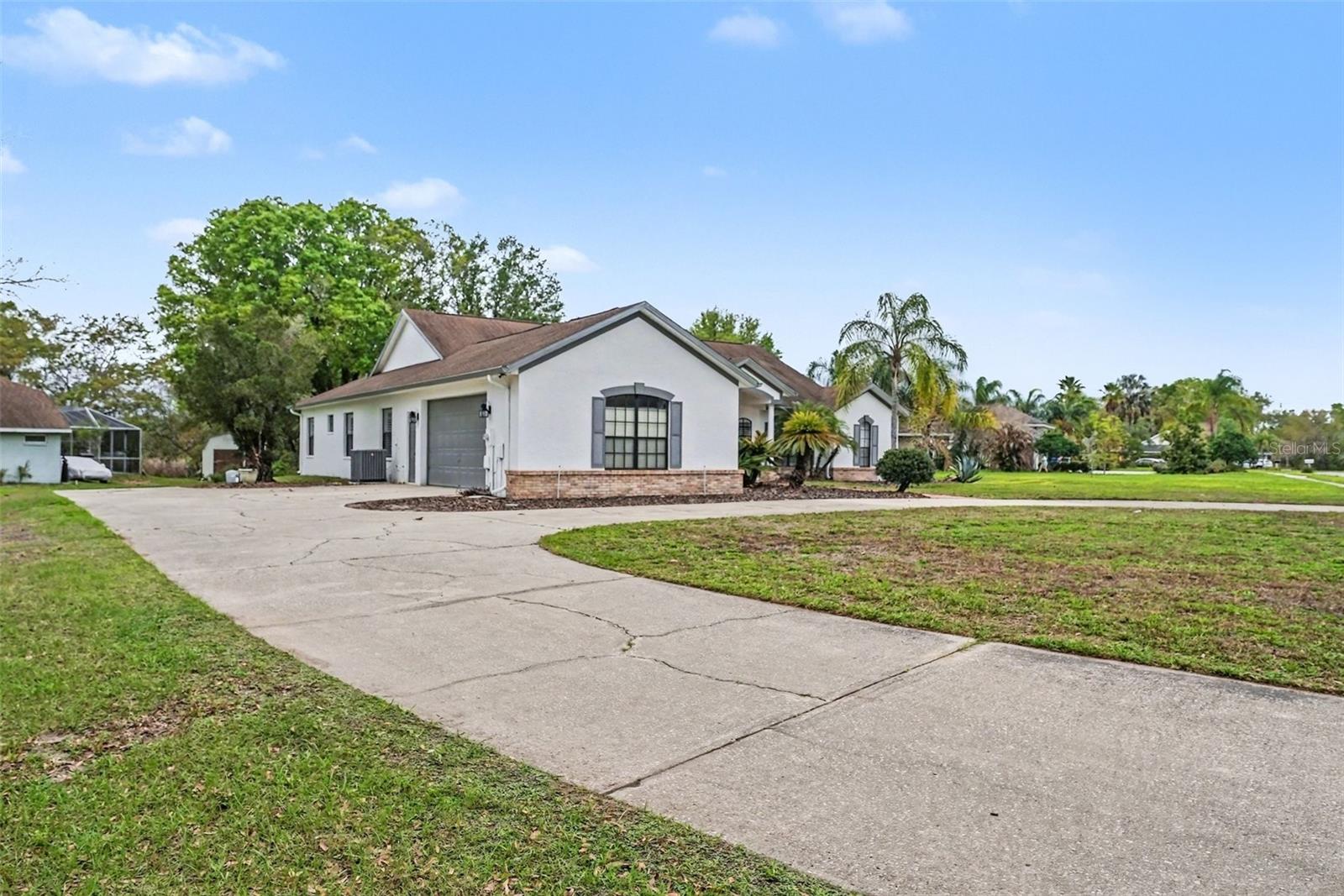 19216 Ridgelake Drive, FL