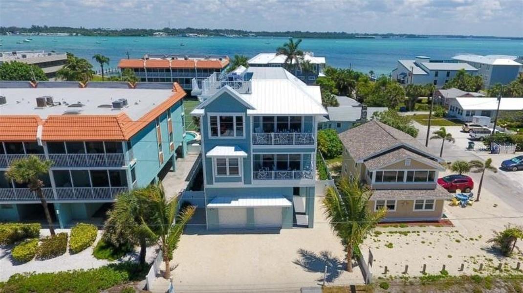 903 Gulf Drive, FL