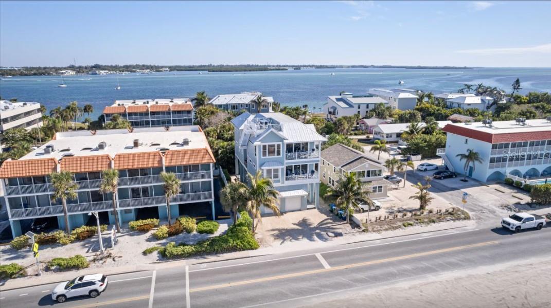 903 Gulf Drive, FL