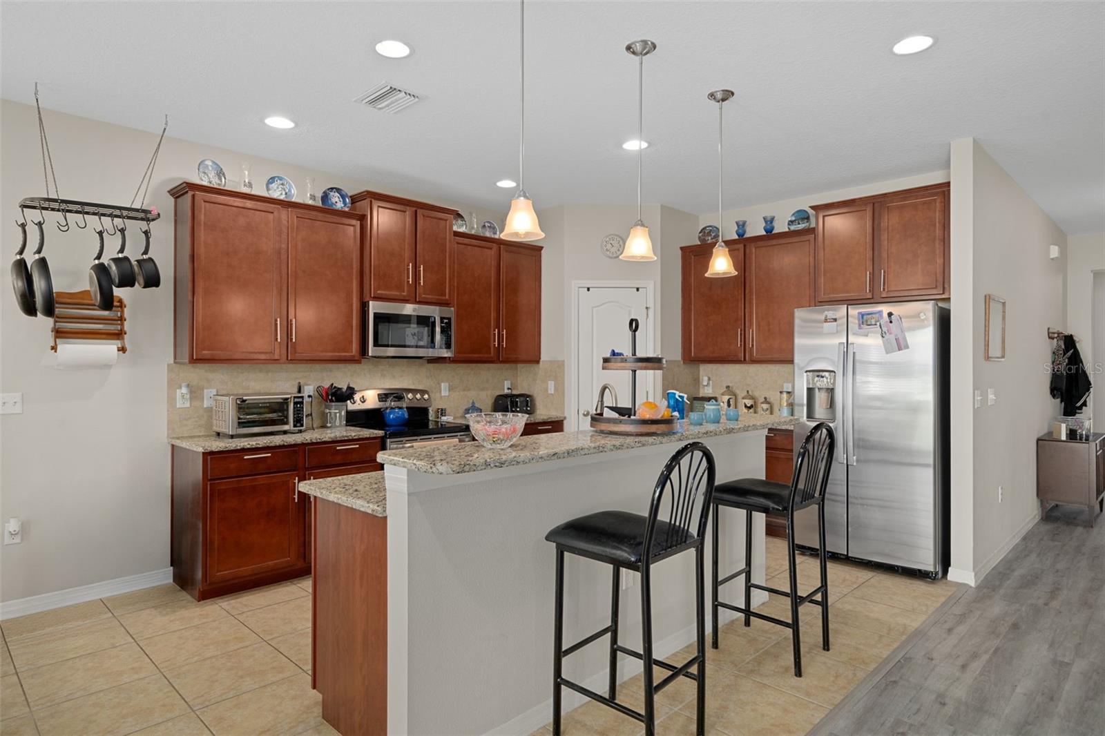 36154 Laguna Hills Circle, FL