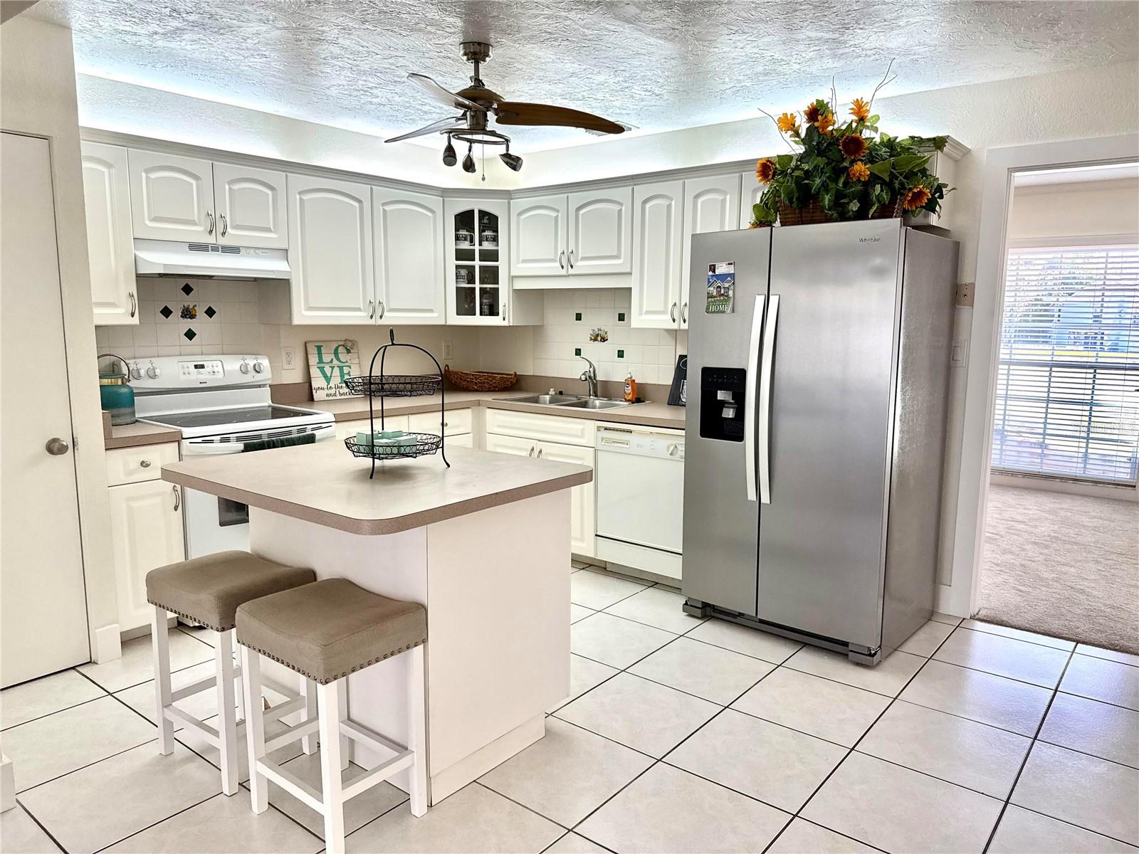 3715 Sharondale Drive, FL