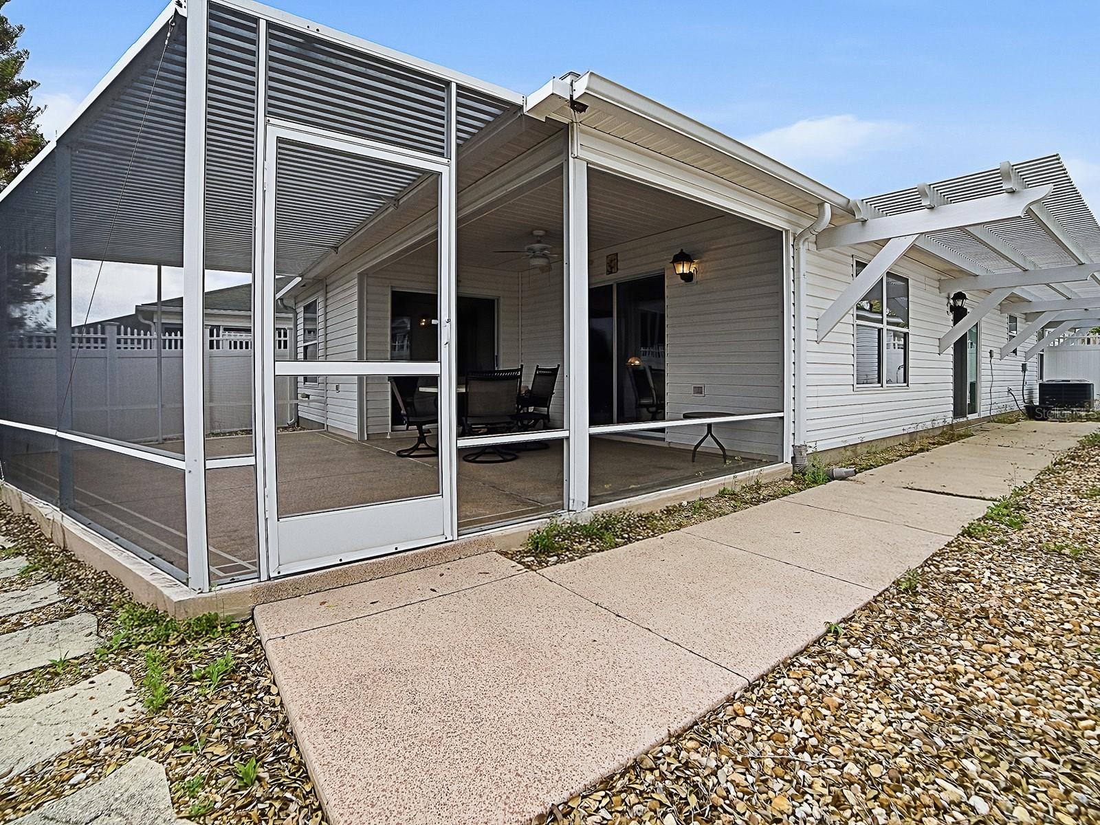 8108 169th Tweedside Loop, FL