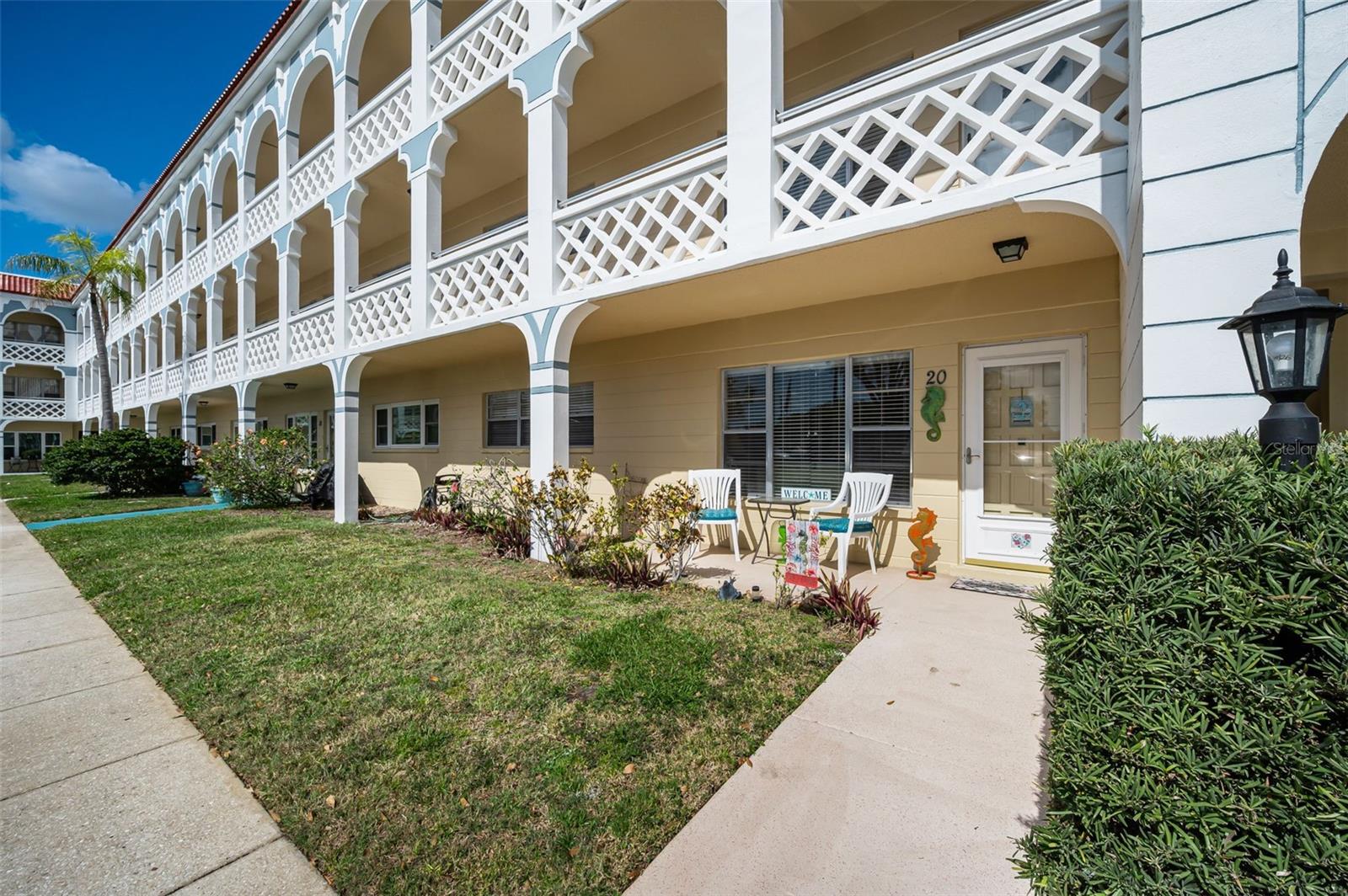 2404 Florentine Way, FL