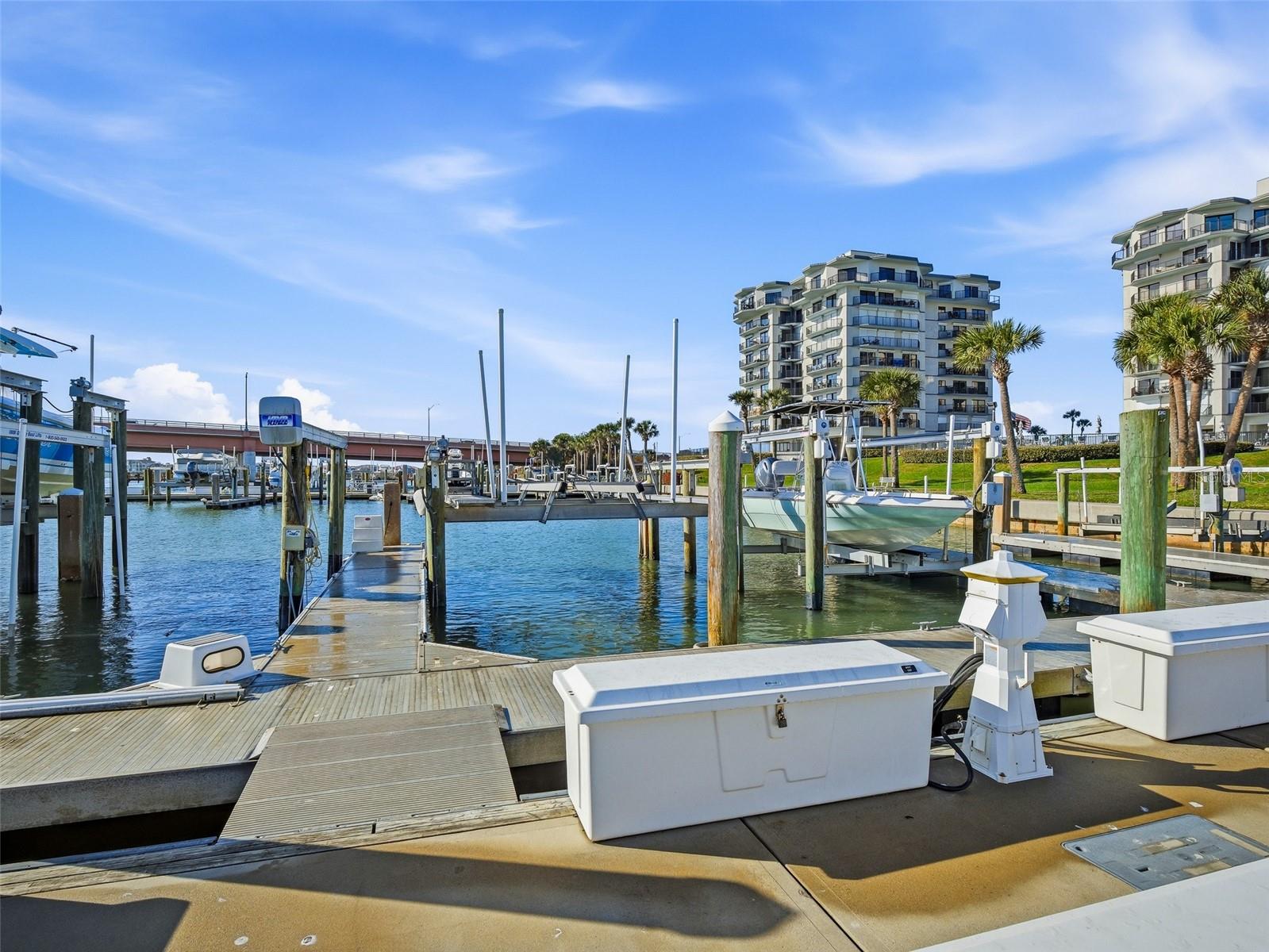 501 Causeway, FL