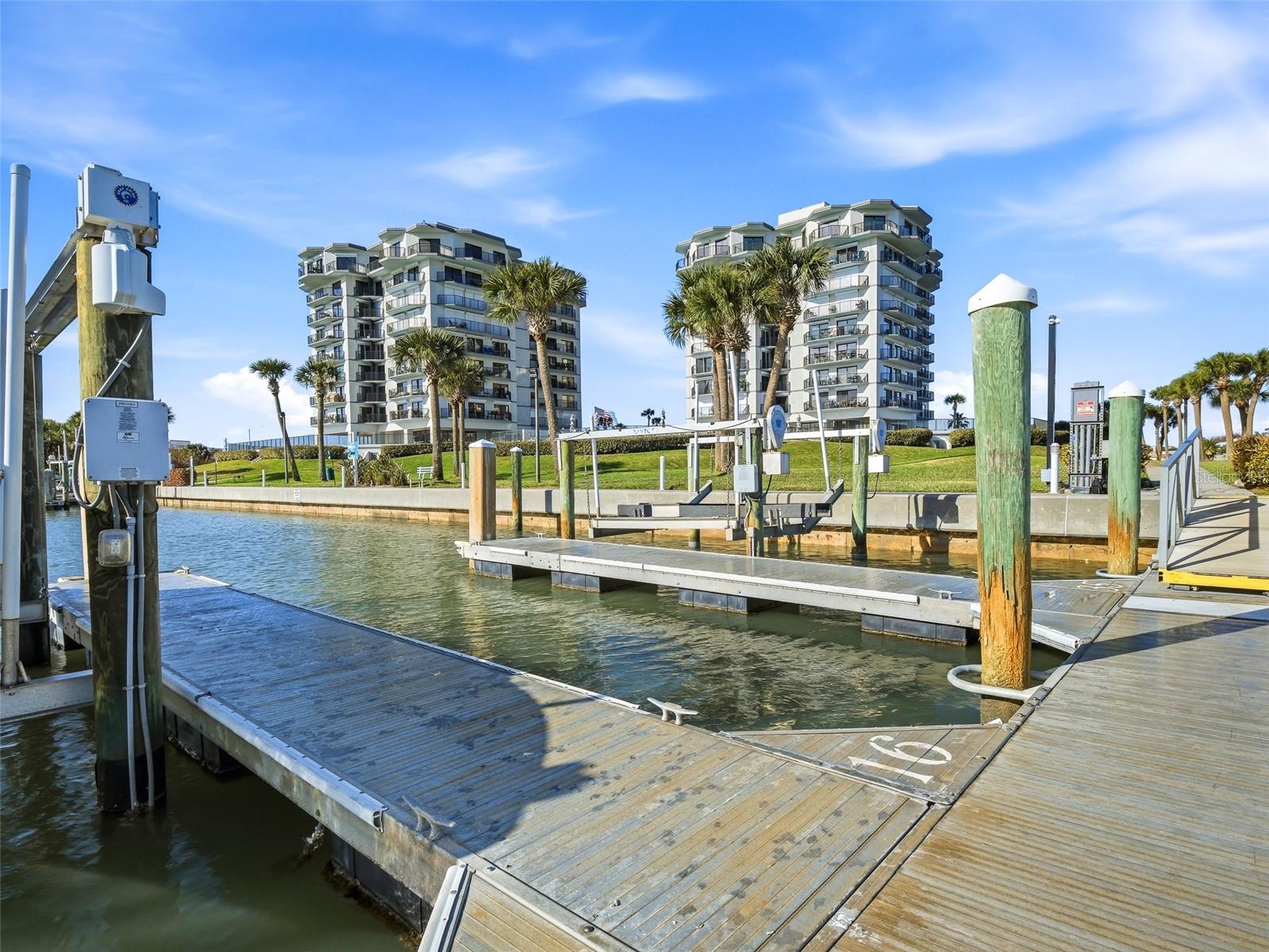 501 Causeway, FL