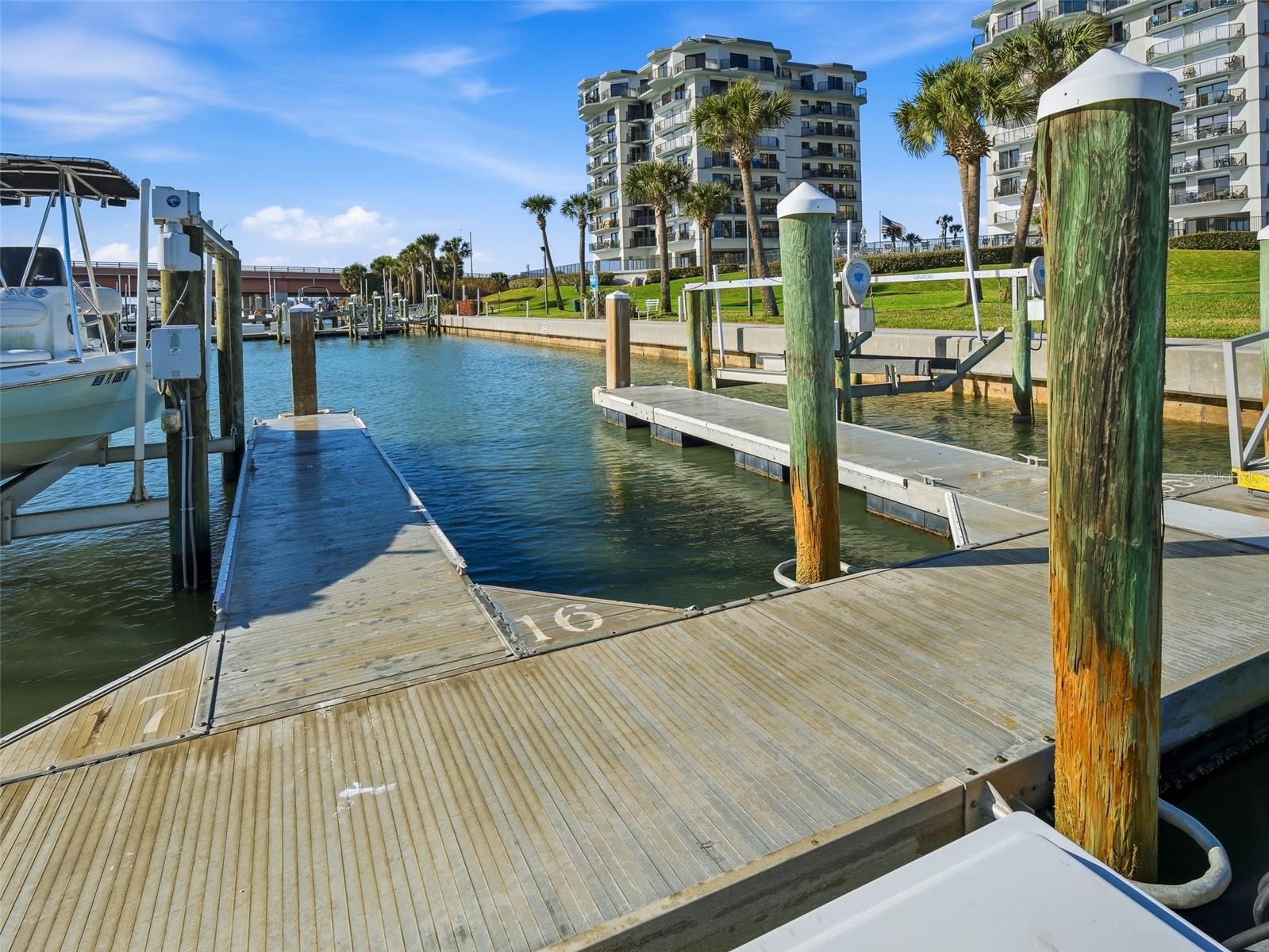 501 Causeway, FL