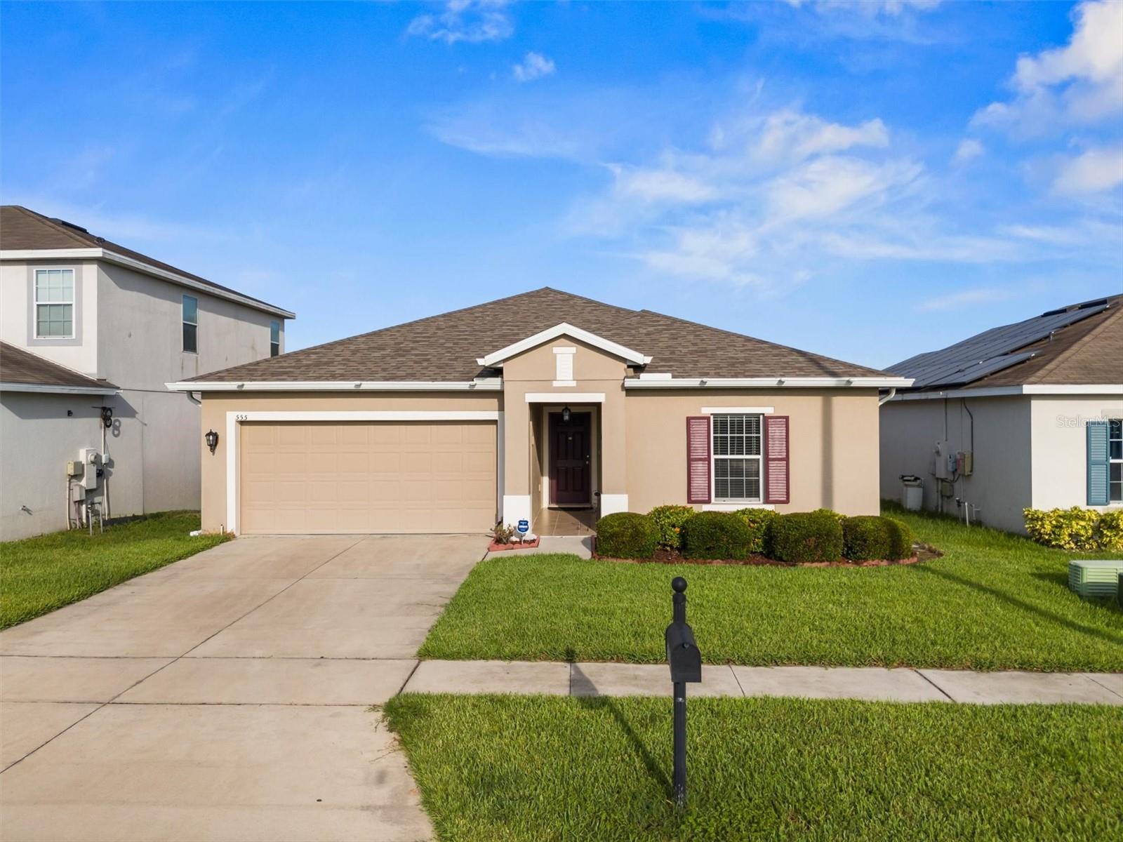 555 Lucerne Boulevard, FL