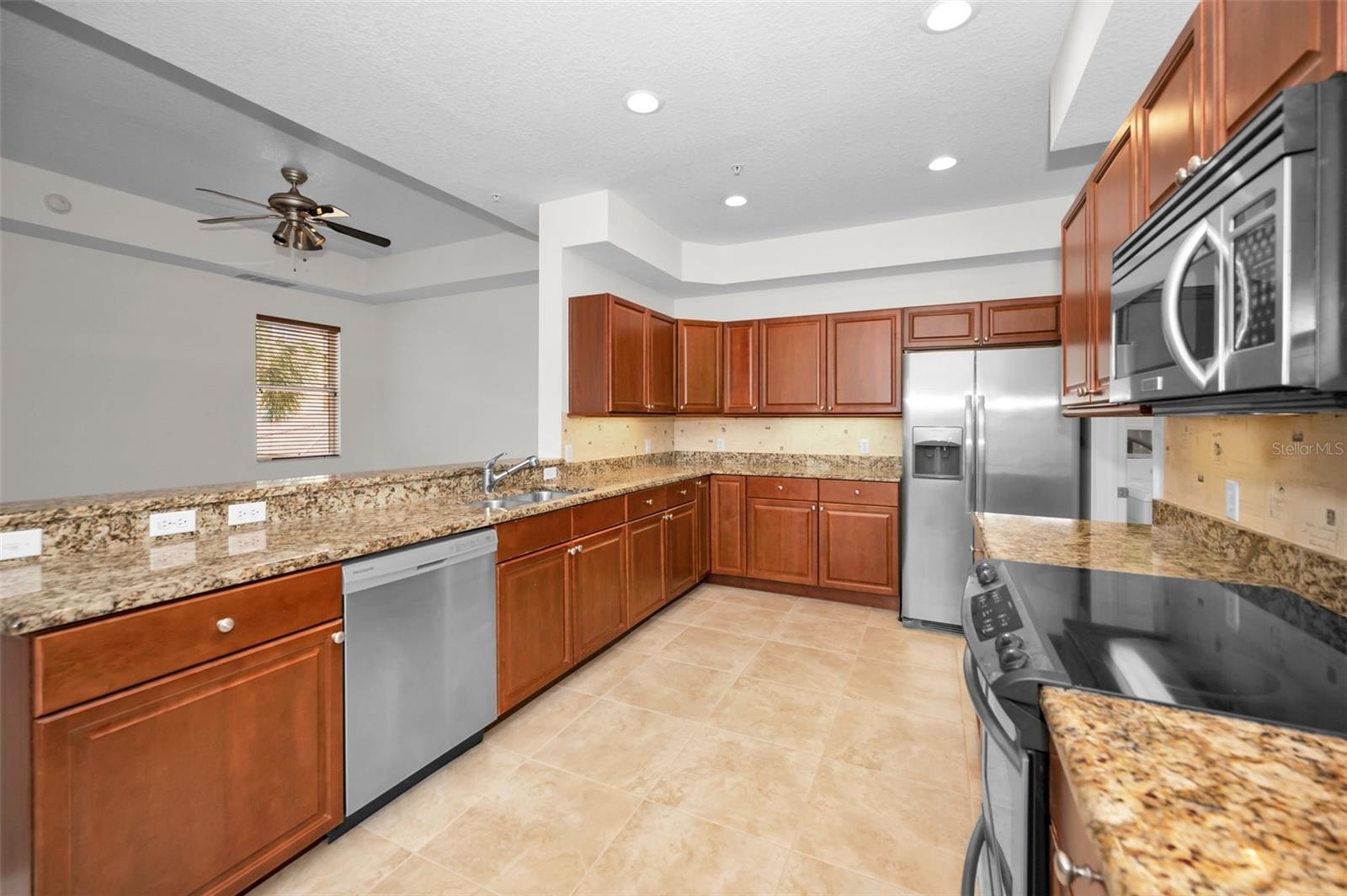 606 Wells Court, FL