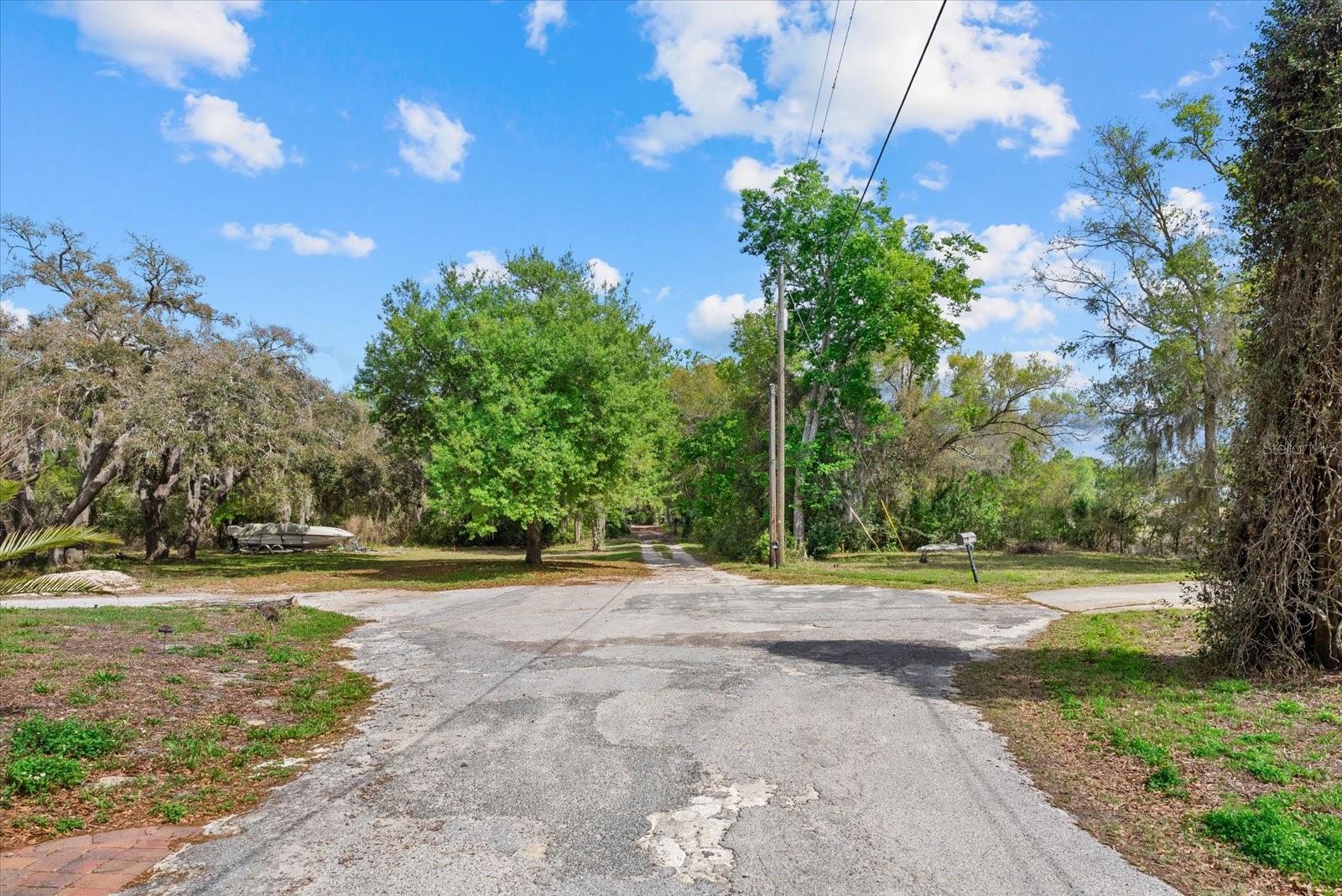 Indale Dr, FL