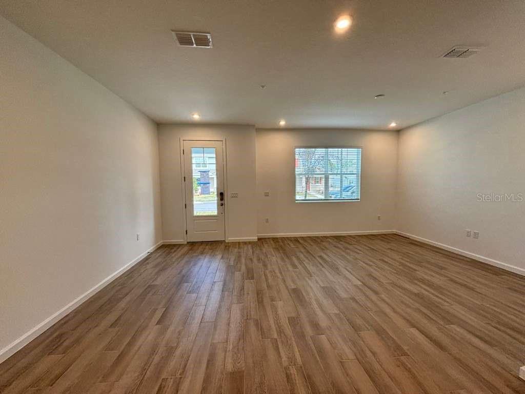 9872 Walkway Drive, FL