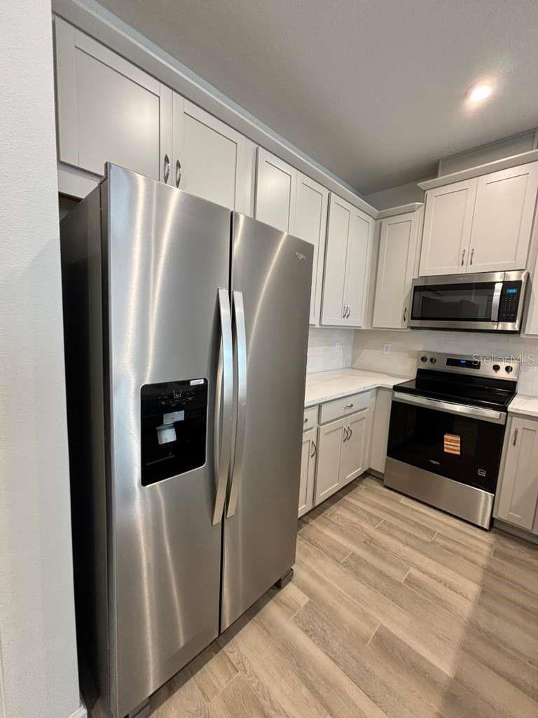 9872 Walkway Drive, FL
