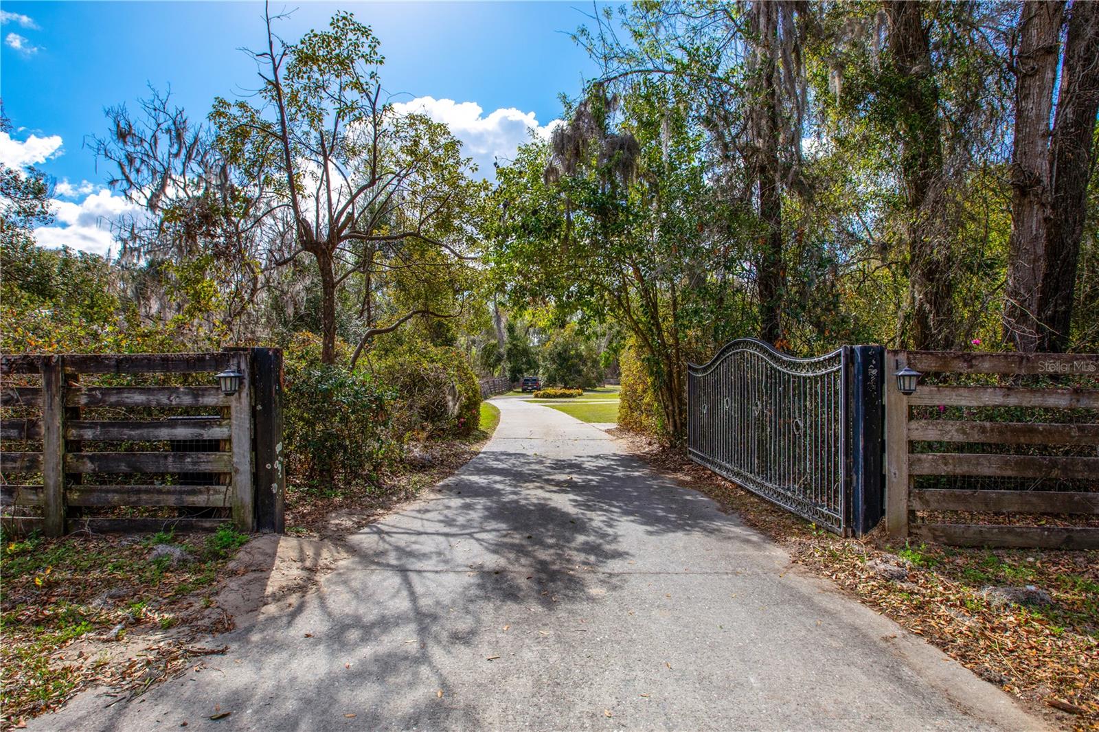 12182 State Road 45, FL