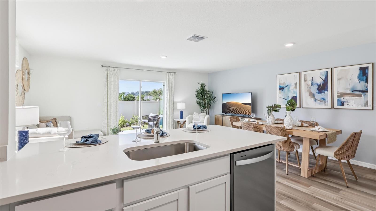 6592 82nd Loop, FL