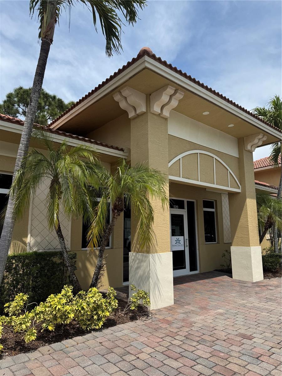 300 Bethany Drive, FL