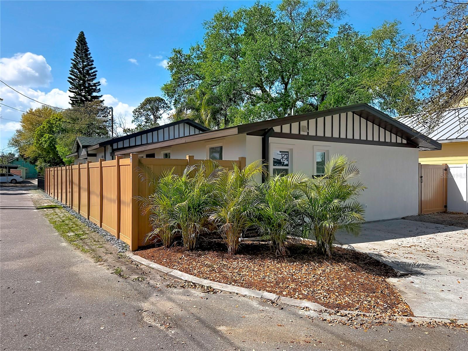 3021 Granville Court, FL