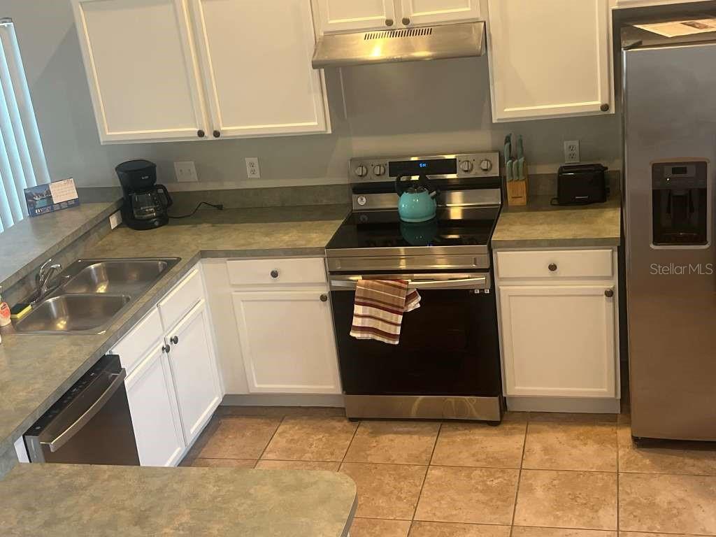 115 Castlemain Circle, FL