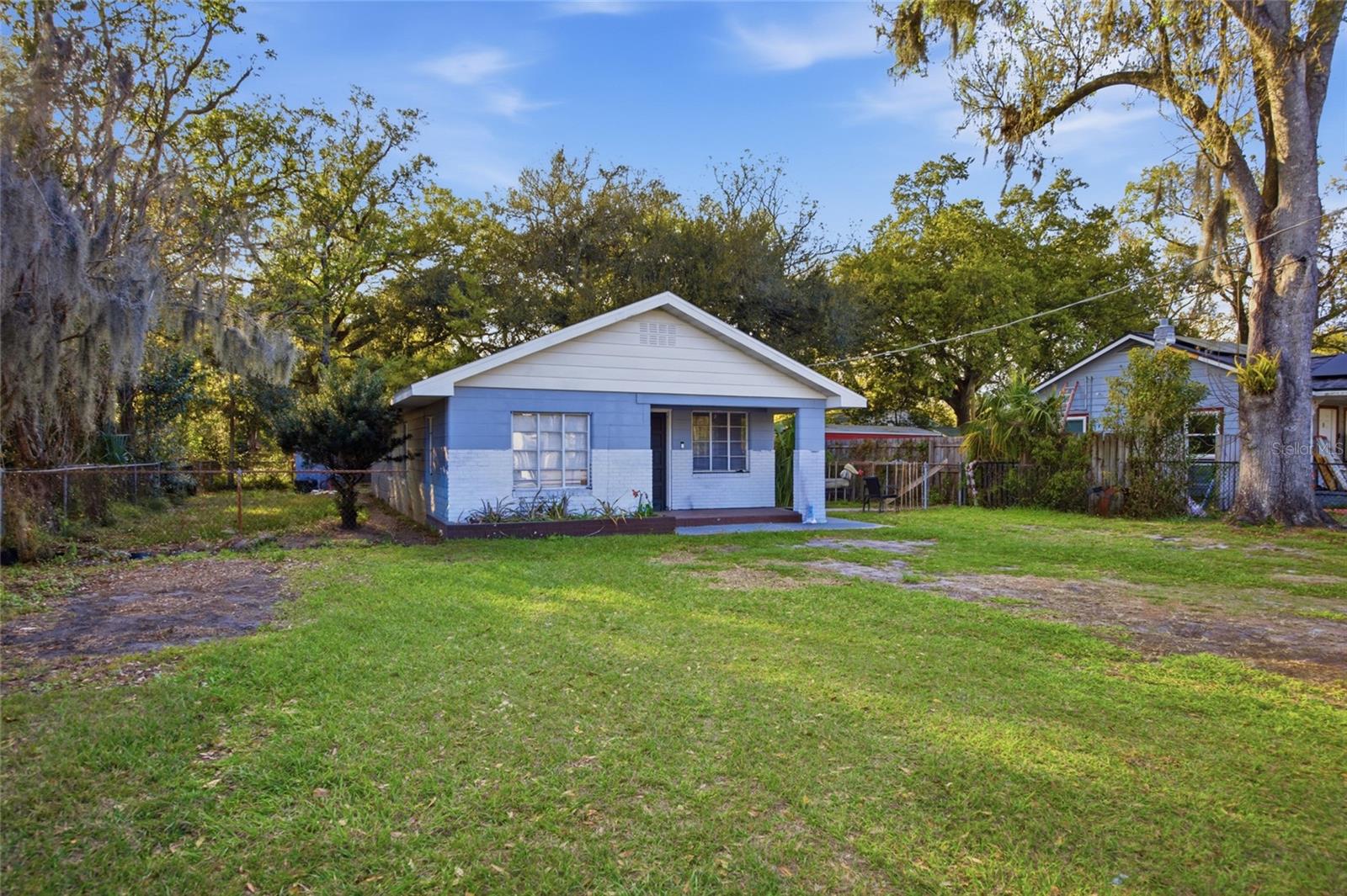 907 Center Street, FL