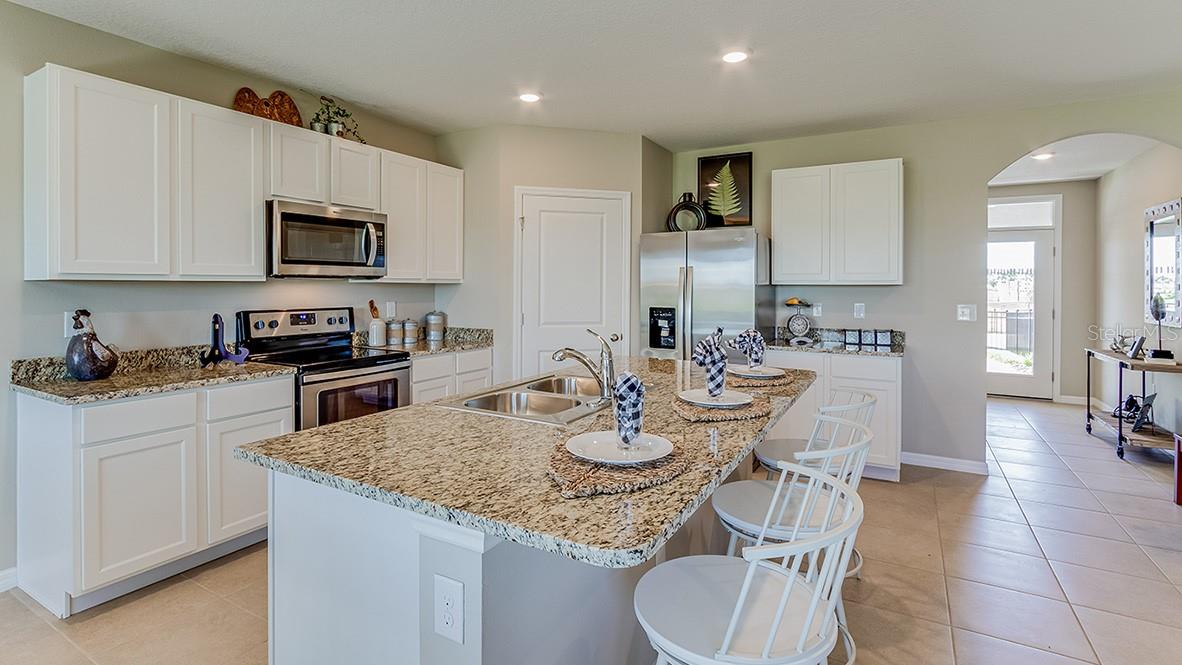 5822 Silver Moonlight Drive, FL