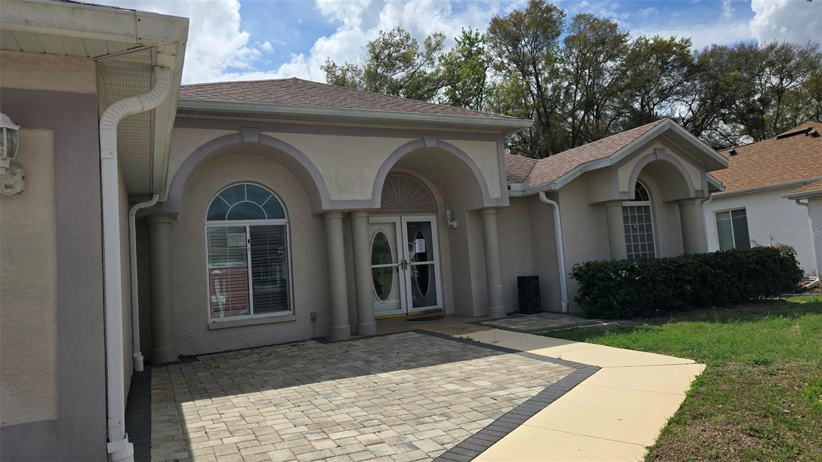5552 18th Street, FL