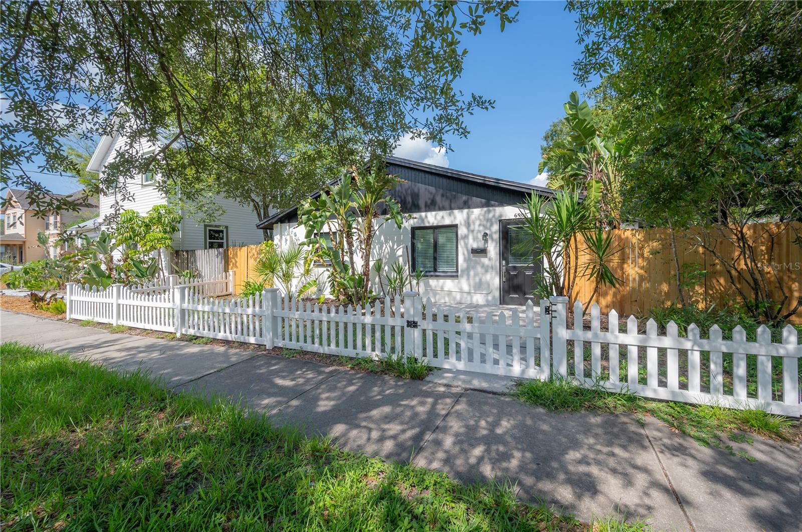 6901 Fitzgerald Street, FL