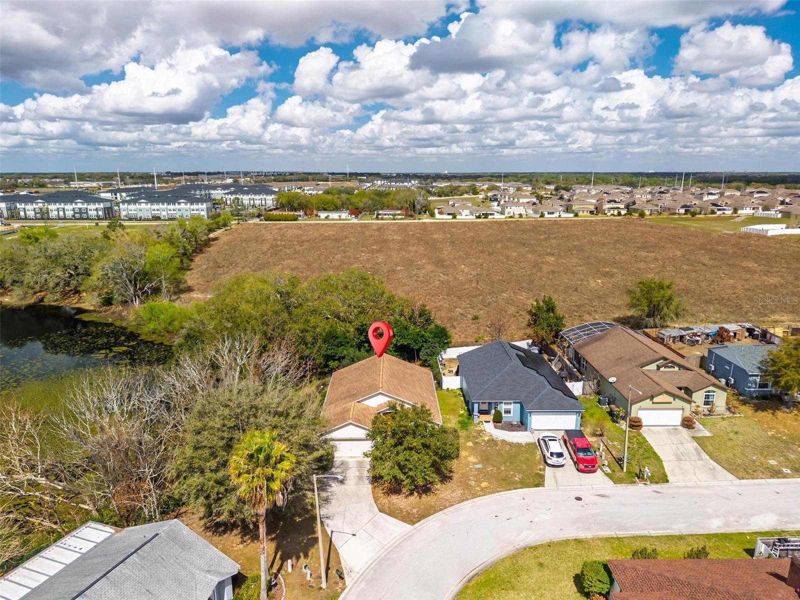 203 Ashley Loop, FL