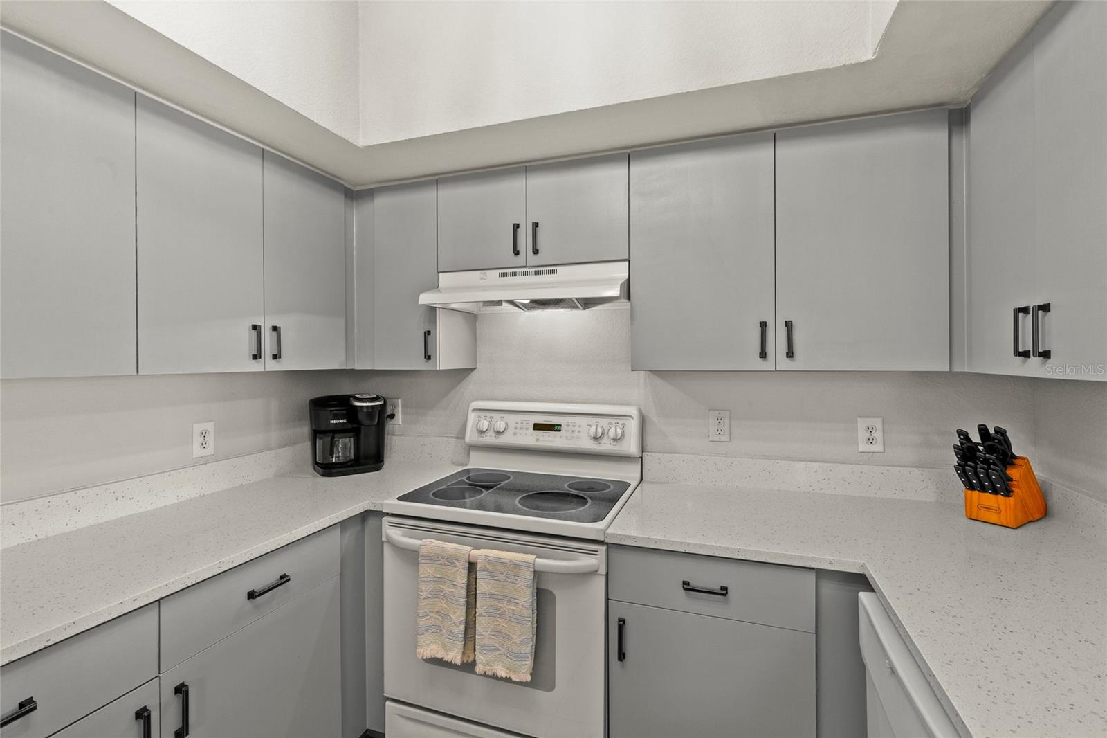 4166 Central Sarasota Parkway, FL