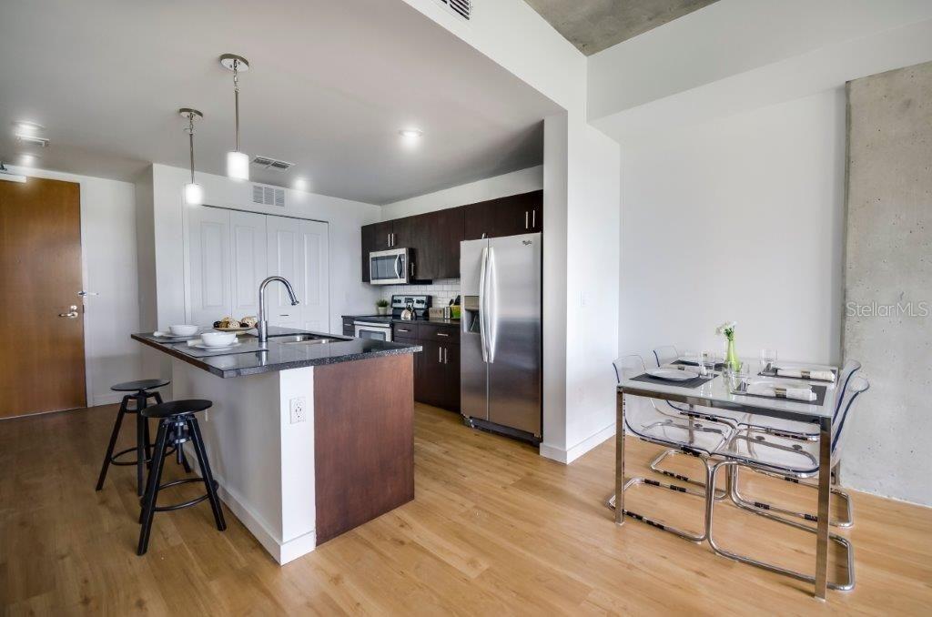 100-2 Lake Avenue, FL