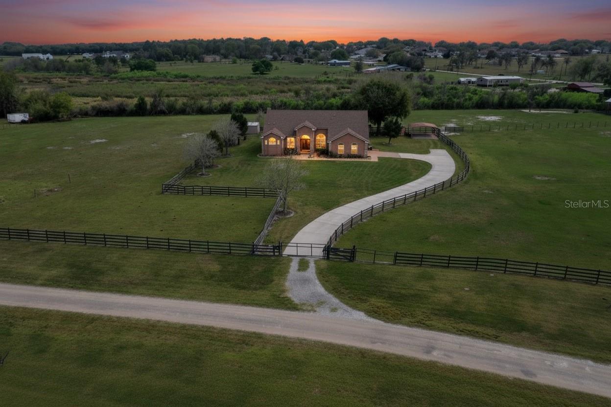 10616 Old Grove Road, FL