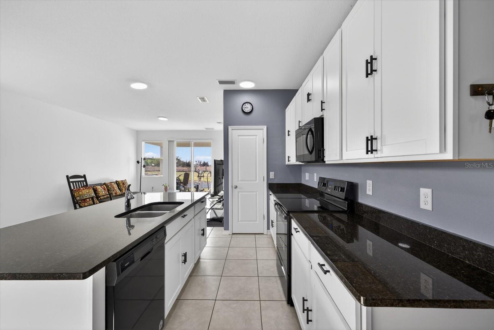 11883 Brighton Knoll Loop, FL