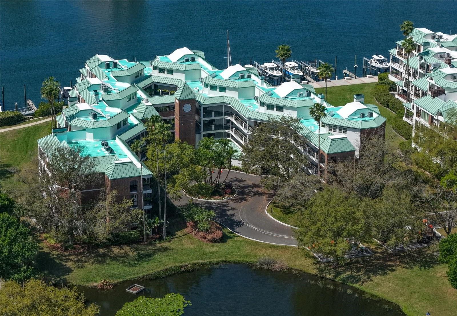 947 Seddon Cove Way, FL