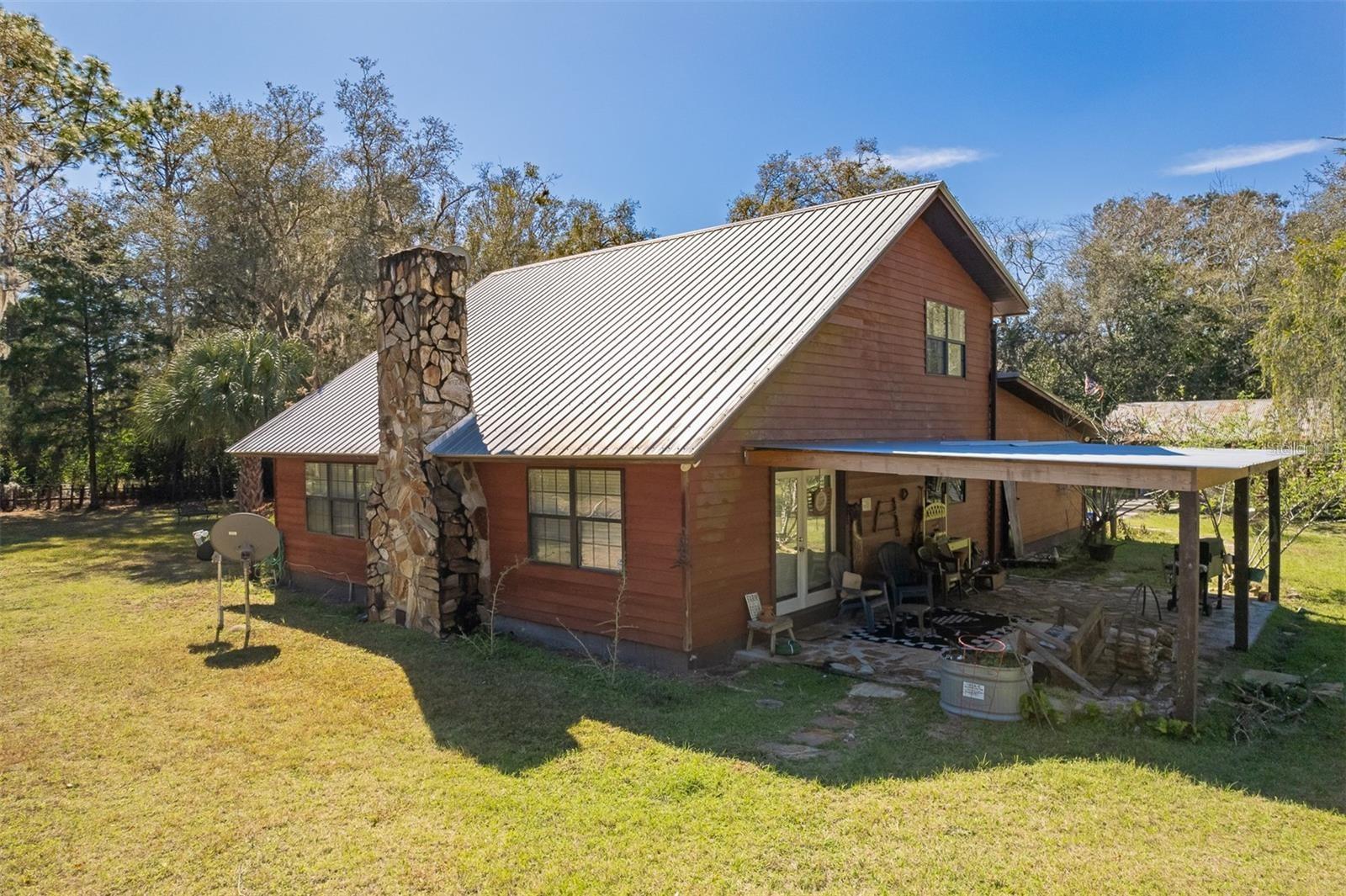 596 State Road 20, FL