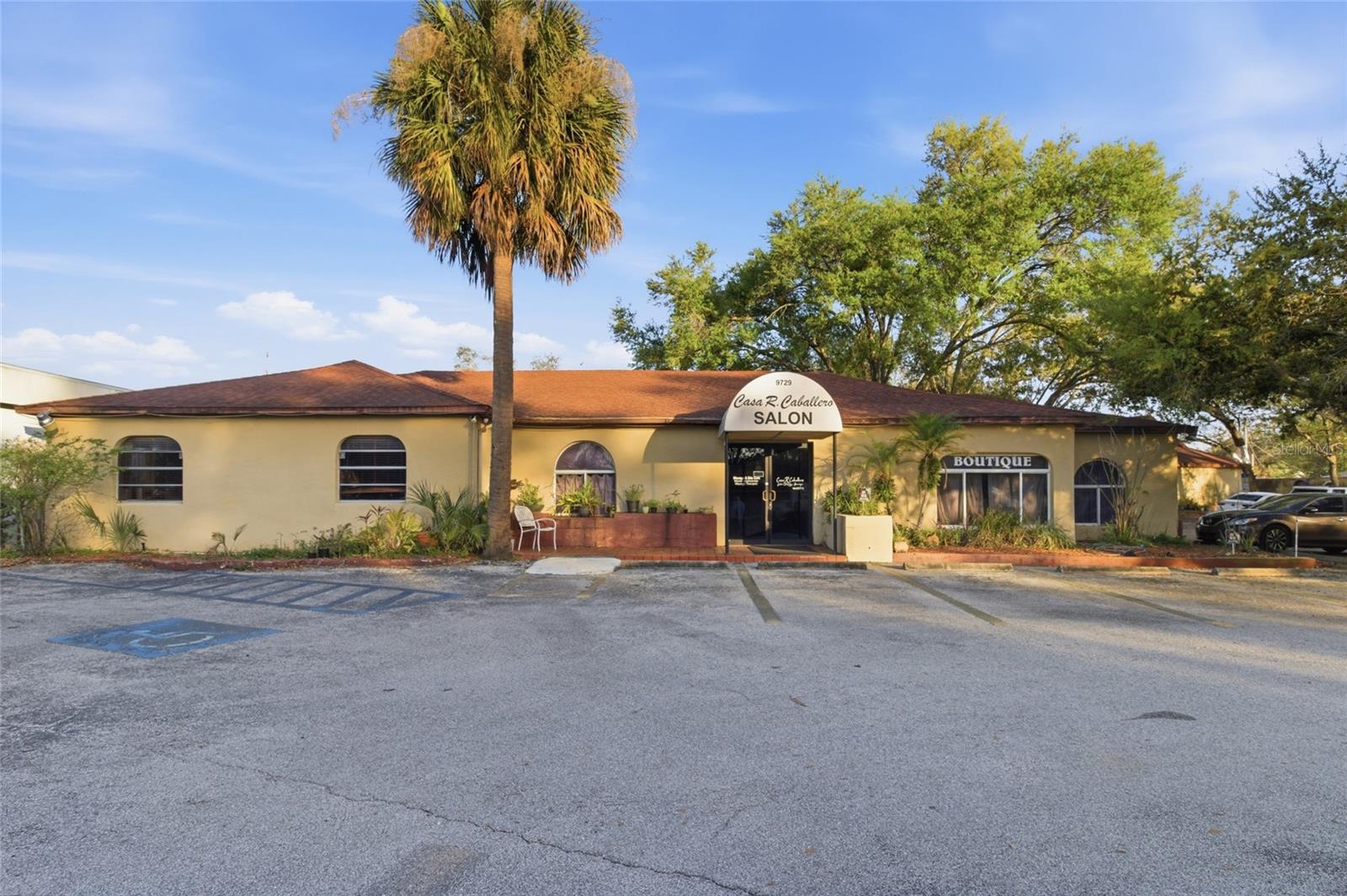 9729 Armenia Avenue, FL