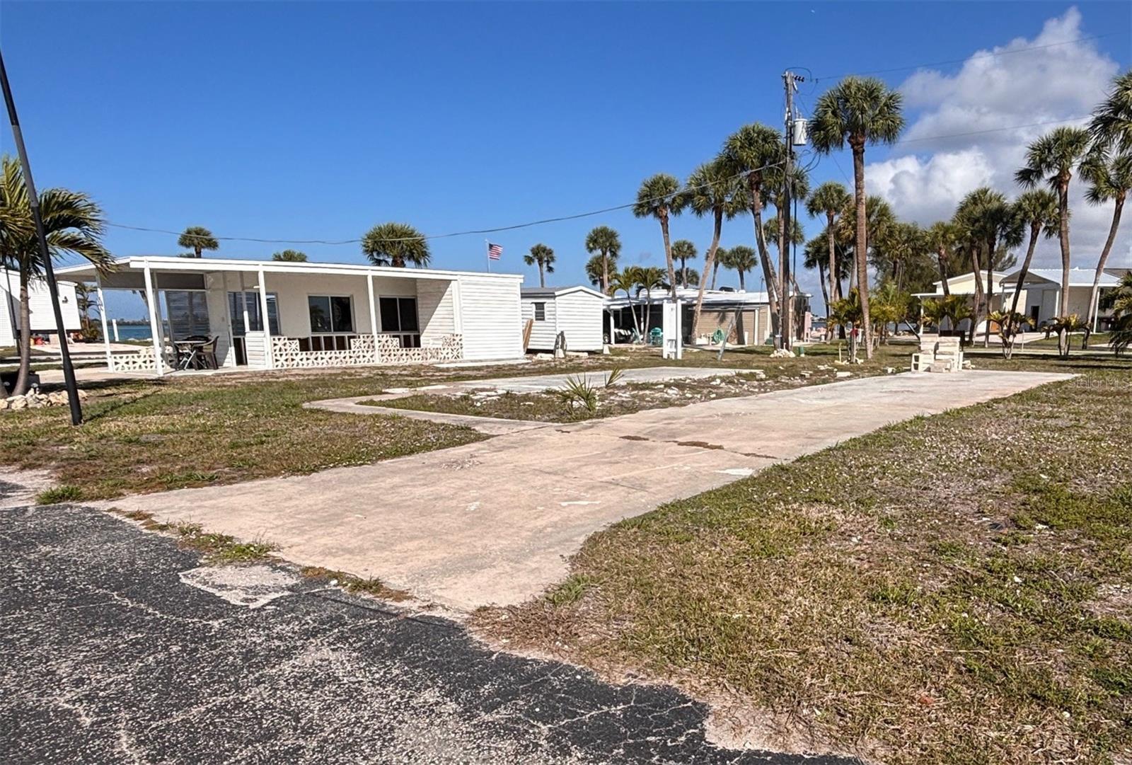 7500 Park Pointe Drive, FL