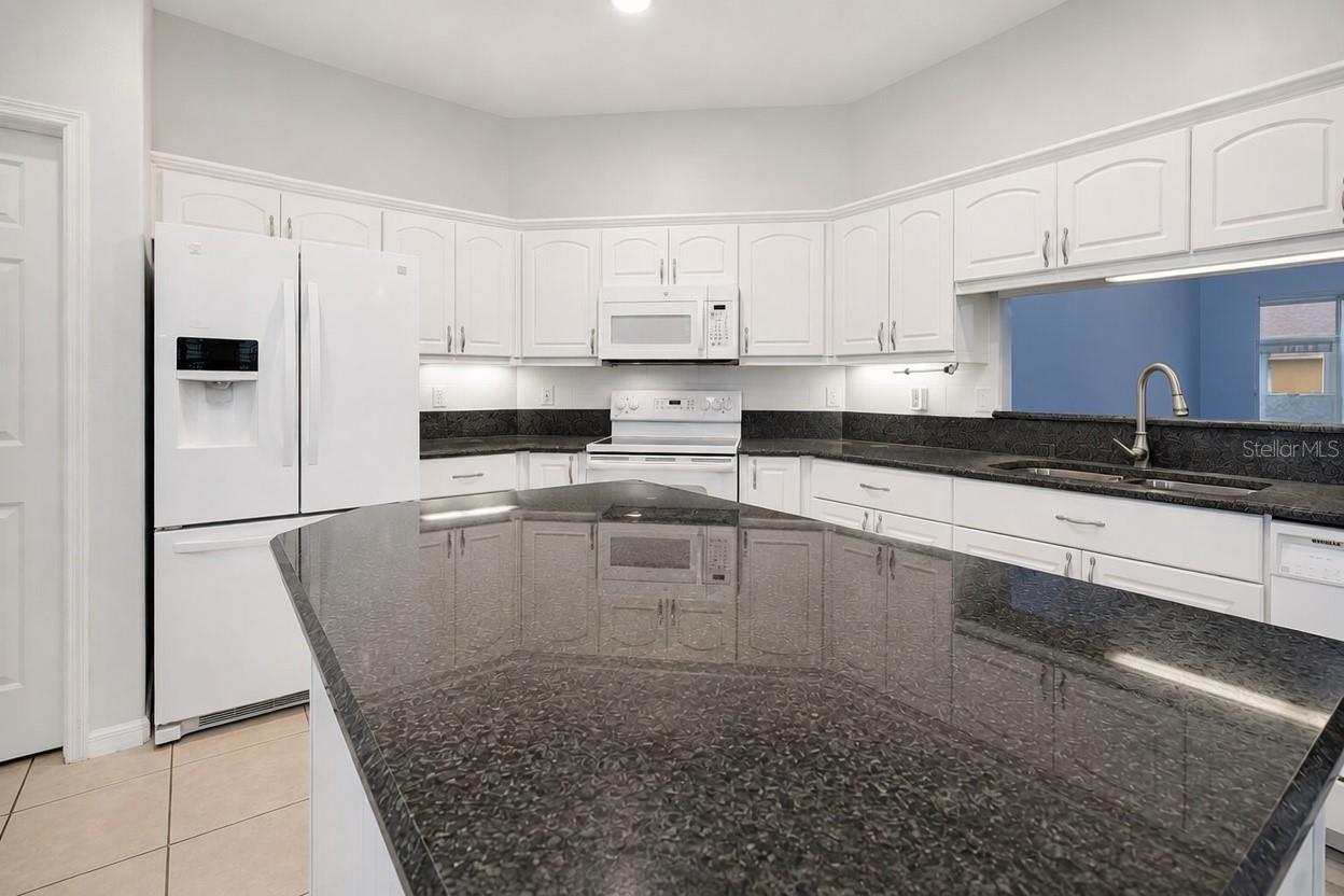 26903 Honeymoon Avenue, FL