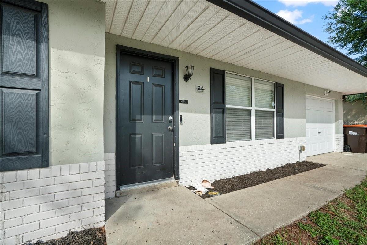 24 Sapphire Way, FL