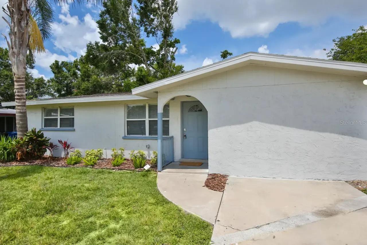 5622 Lockwood Ridge Road, FL