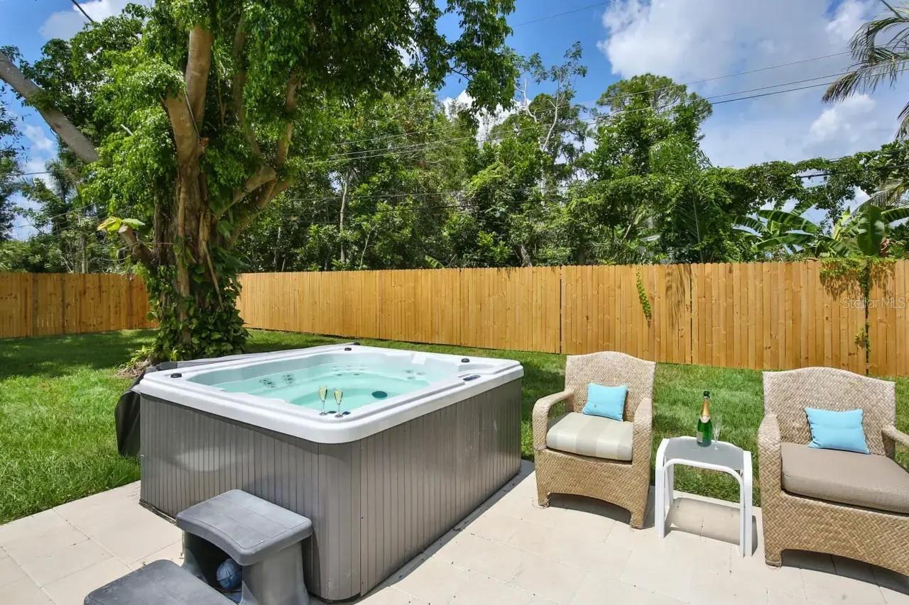 5622 Lockwood Ridge Road, FL