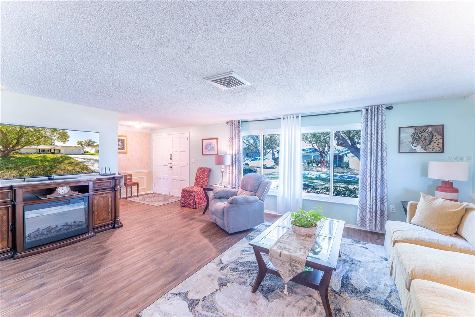 8210 Valley Stream Lane, FL