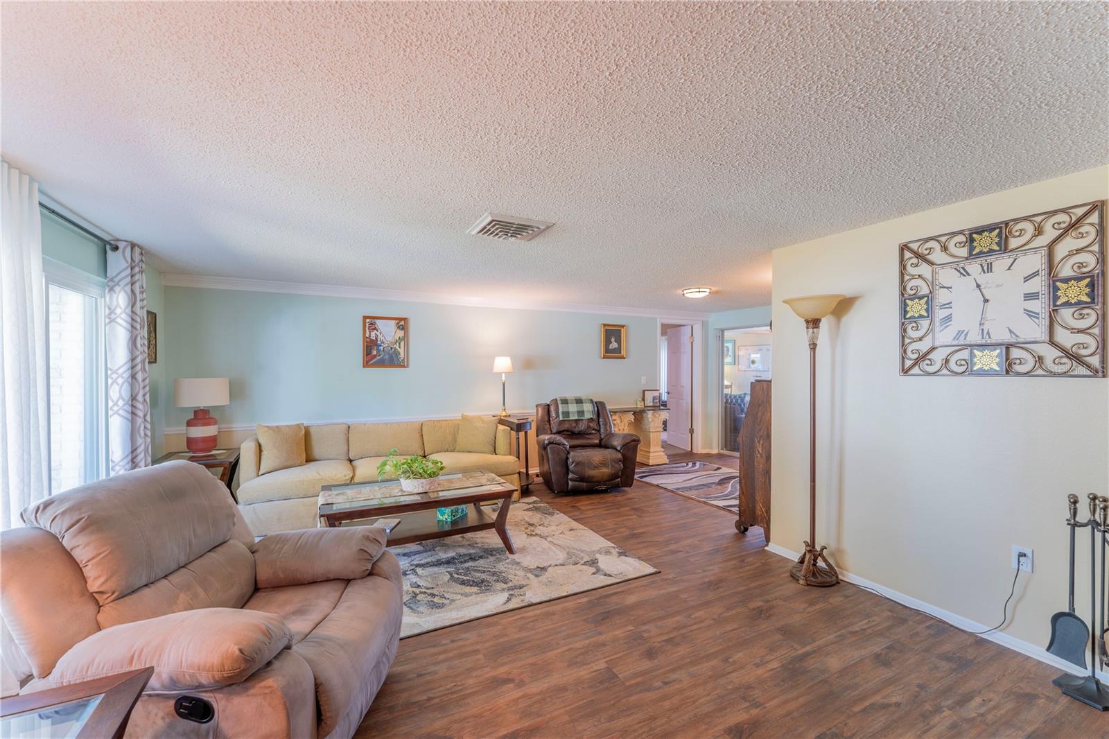 8210 Valley Stream Lane, FL