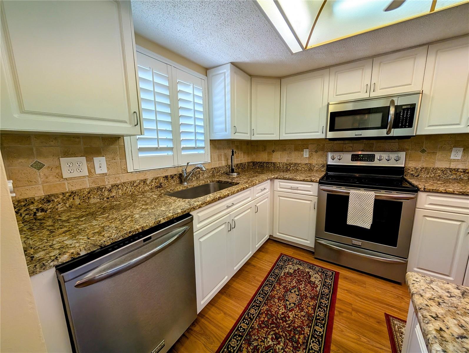 3807 Lake Bayshore Drive, FL