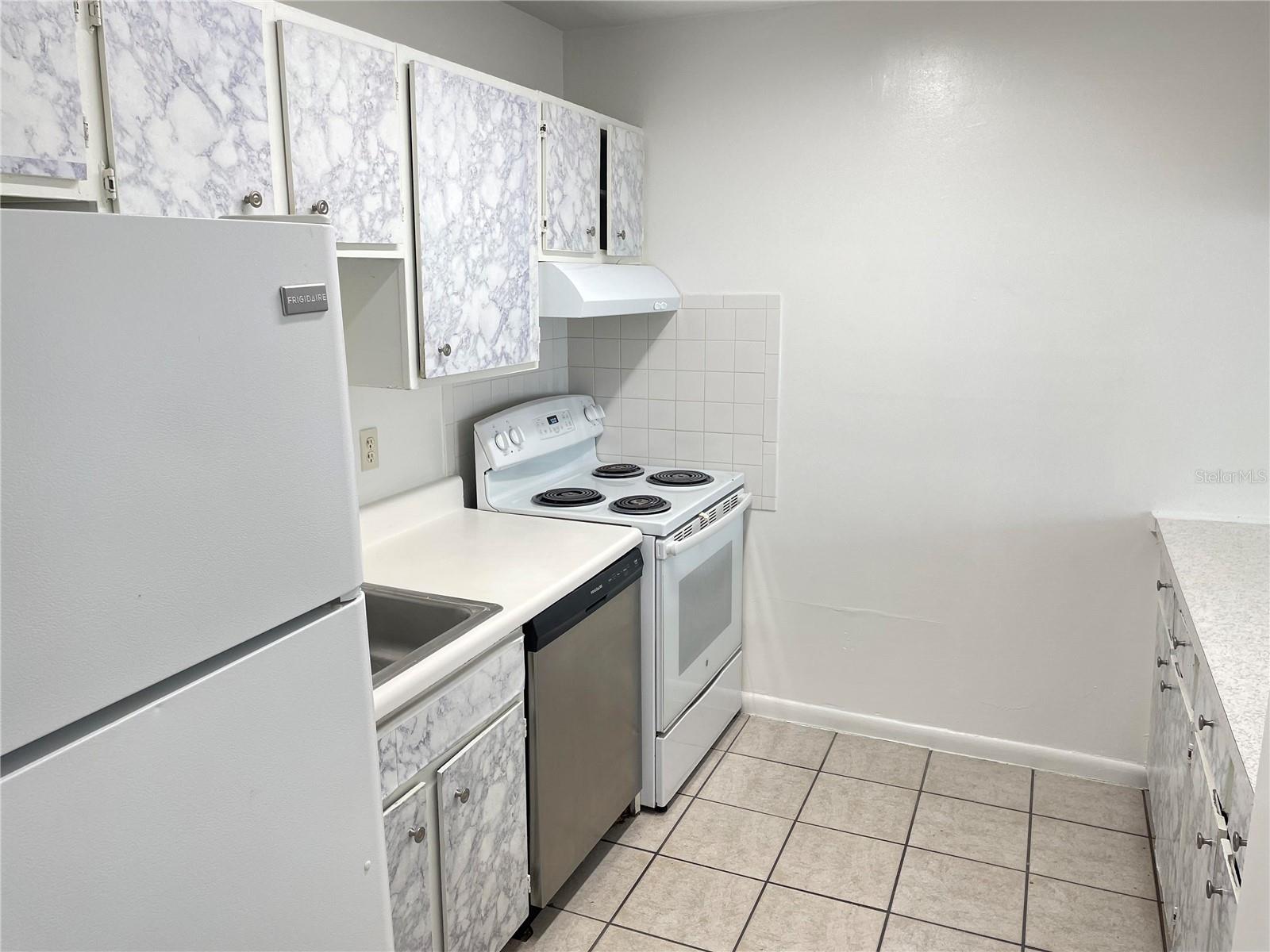 2352 Huntington Green Court, FL
