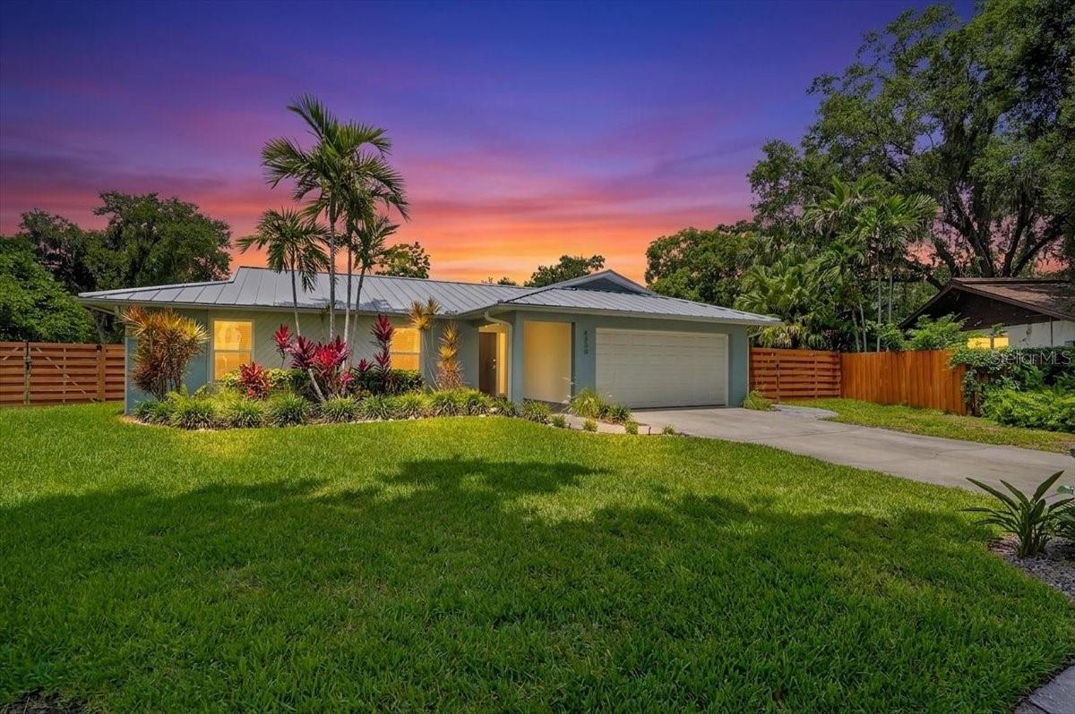4230 Shady Oaks Court, FL
