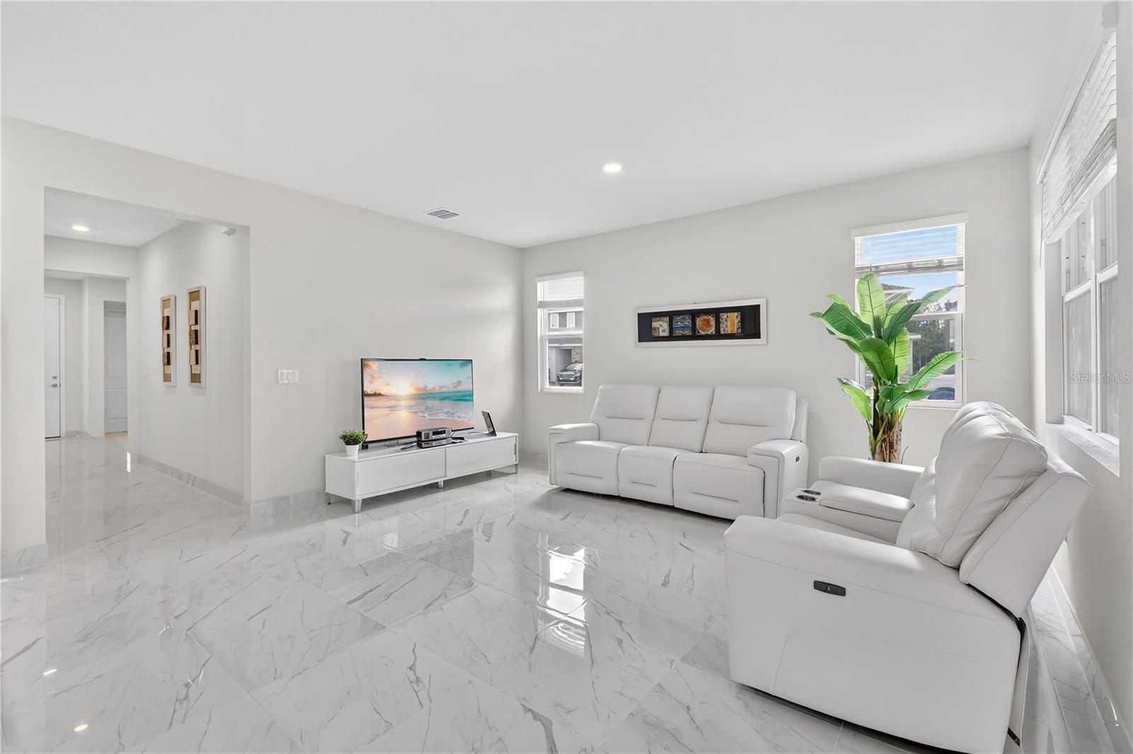 4131 Tree Swallow Trail, FL