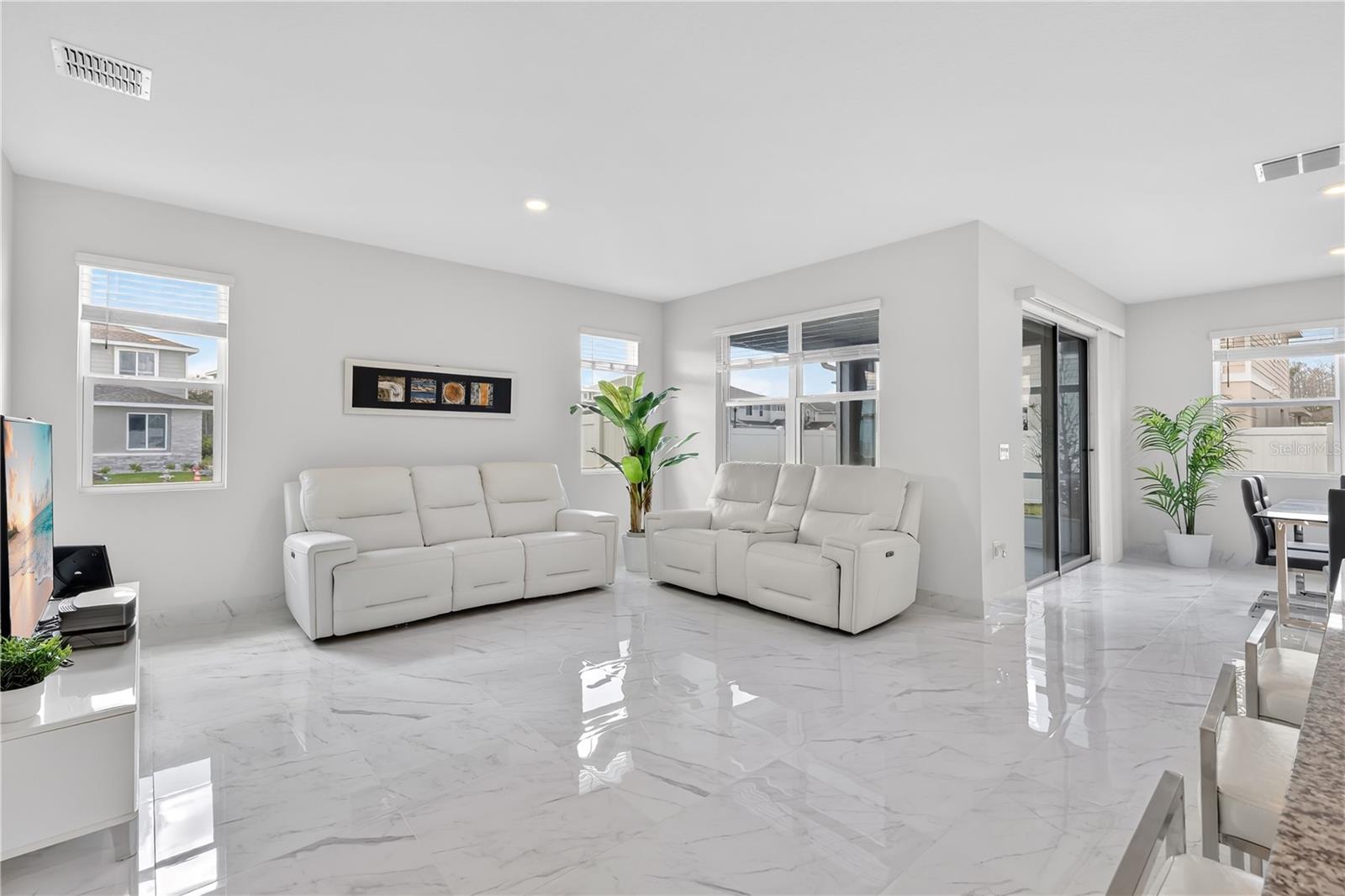 4131 Tree Swallow Trail, FL