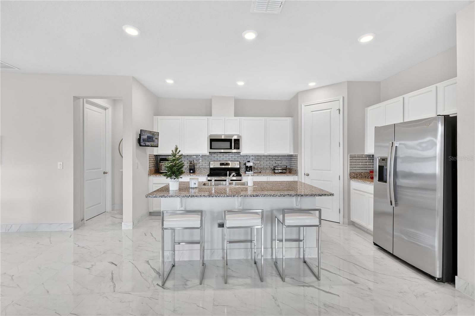 4131 Tree Swallow Trail, FL