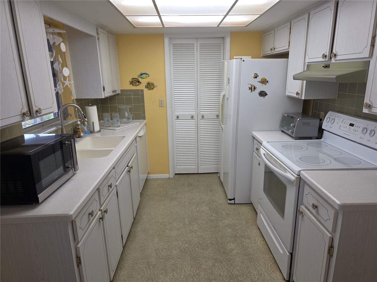 7207 Ashwood Drive, FL