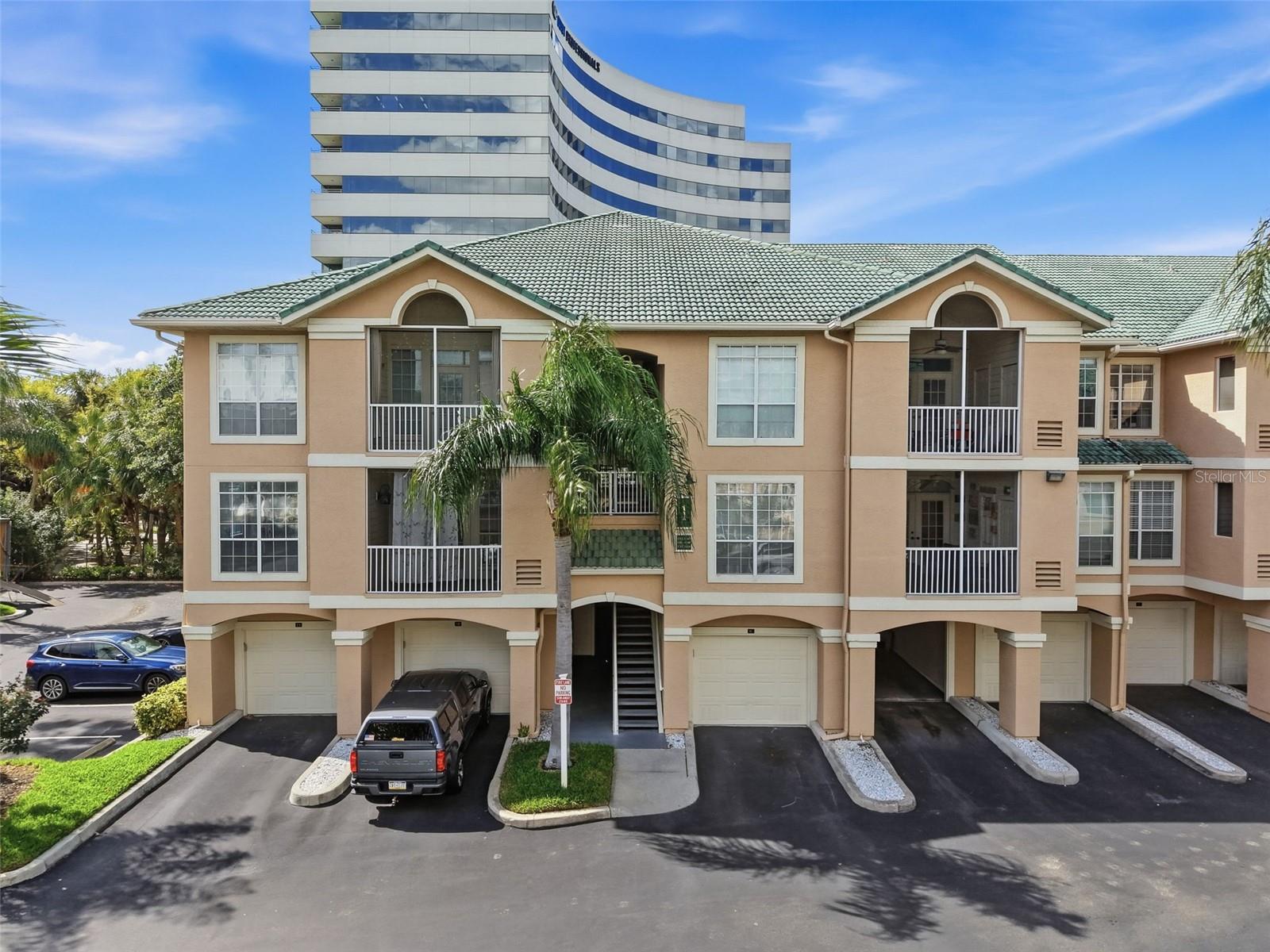 1203 Bay Club Circle, FL