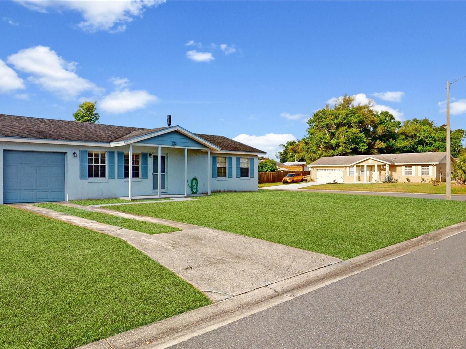 98 Pinata Court, FL