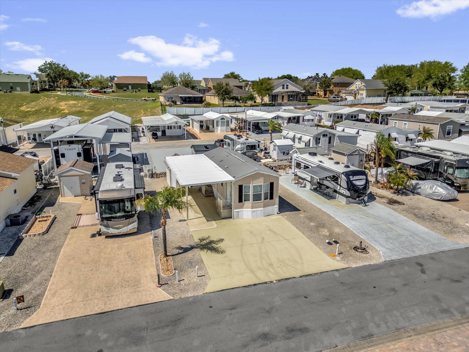 1039 Center Crest Boulevard, FL