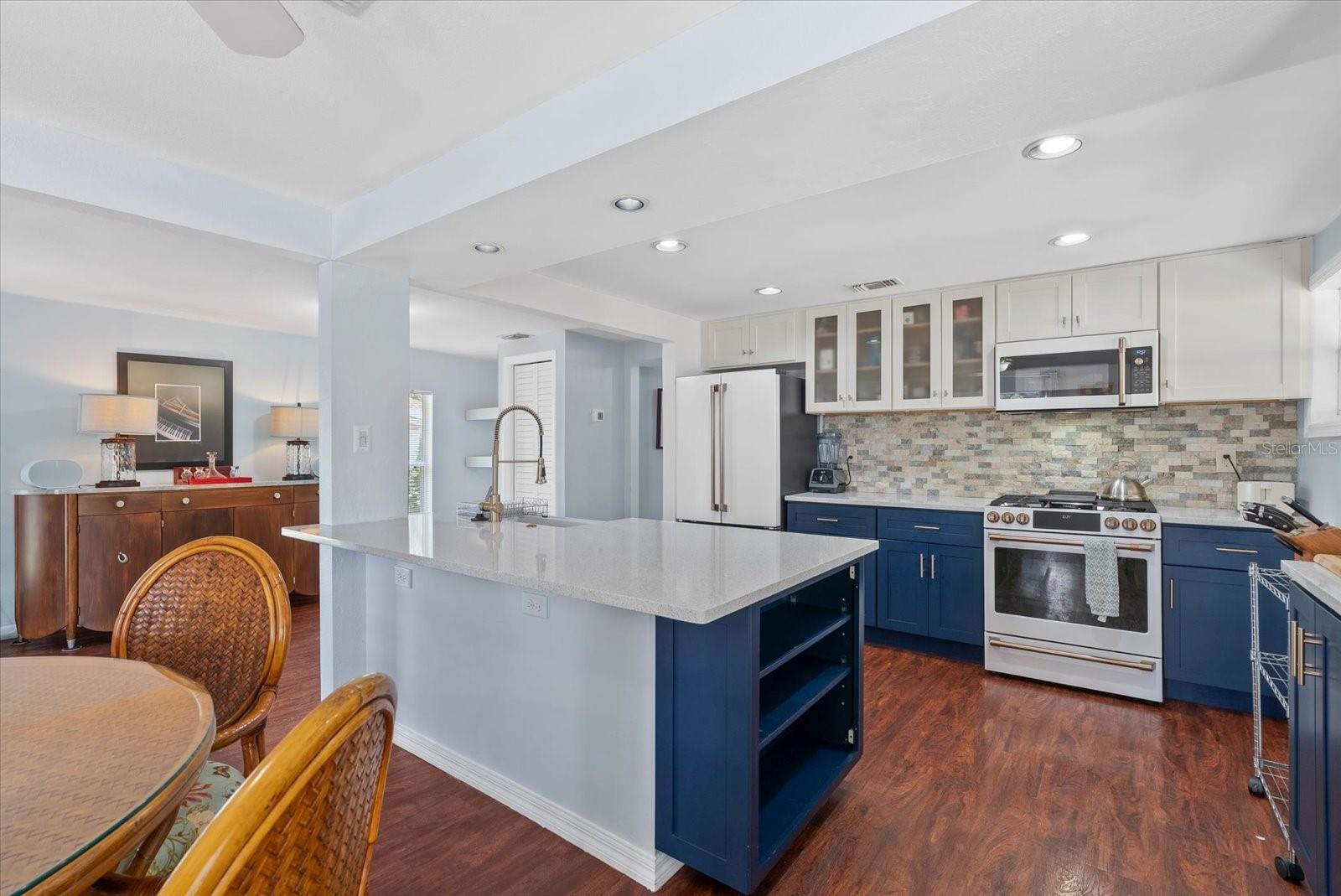 4111 Sarasota Avenue, FL